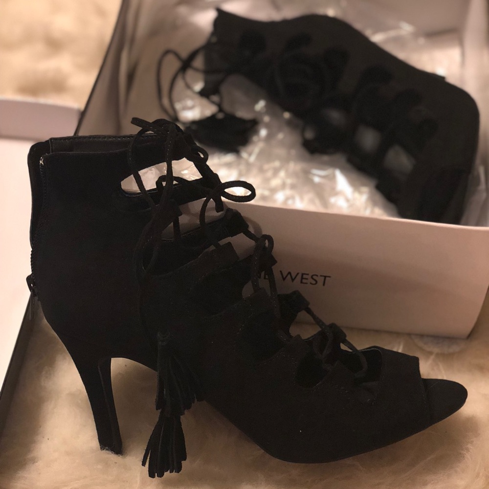 Nine West sz 7.5 lace up sandal heel bootie black